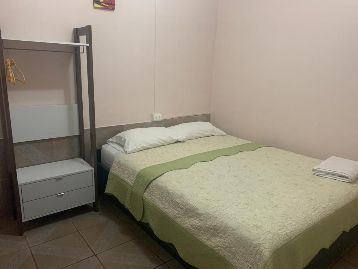 Hostal Iria Антофагаста Экстерьер фото